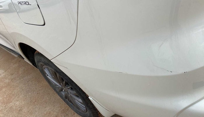 2022 Maruti Ertiga ZXI AT SHVS, Petrol, Automatic, 29,126 km, Rear bumper - Minor scratches