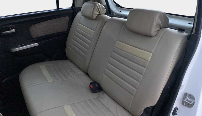 2016 Maruti Wagon R 1.0 VXI, Petrol, Manual, 68,295 km, Right Side Rear Door Cabin