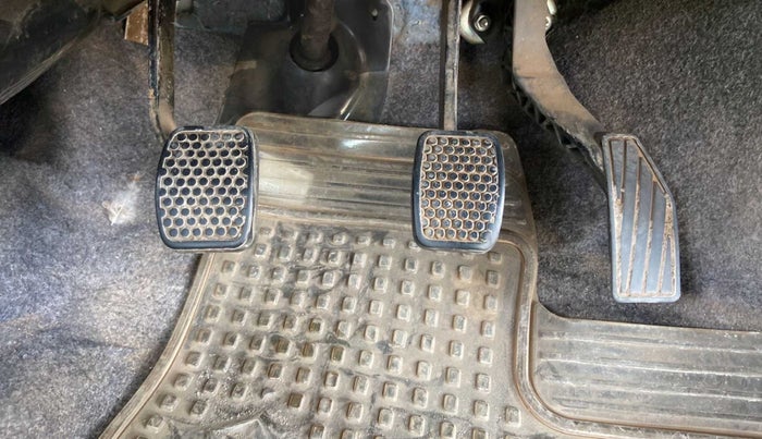 2019 Maruti Alto LXI CNG, CNG, Manual, 55,197 km, Pedals