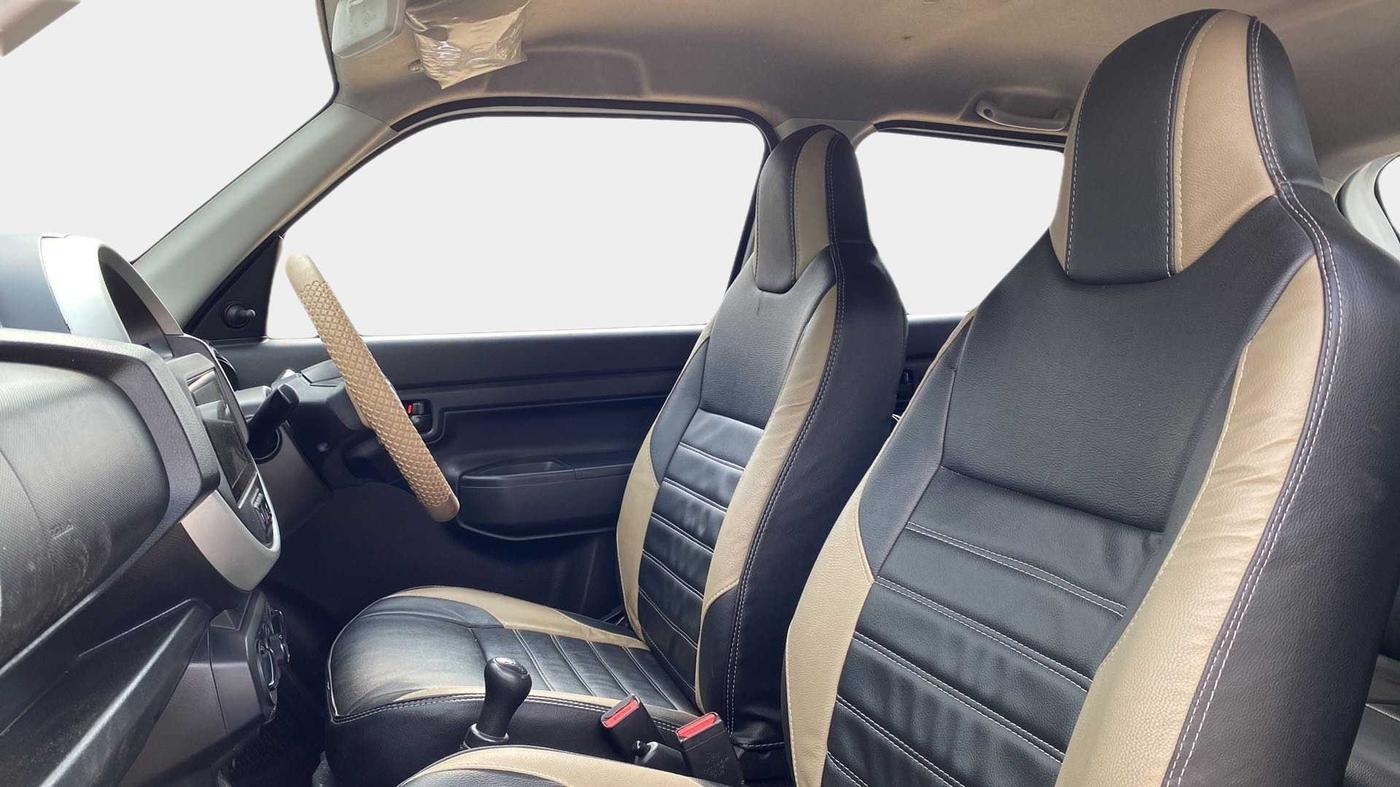 2021 Maruti S PRESSO VXI+, Petrol, Manual, 31,247 km, Right Side Front Door Cabin