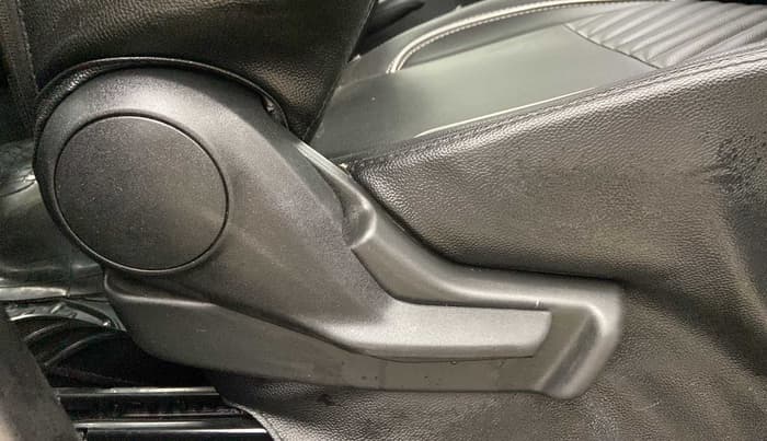 2022 Maruti IGNIS ZETA 1.2, Petrol, Manual, 14,890 km, Driver Side Adjustment Panel