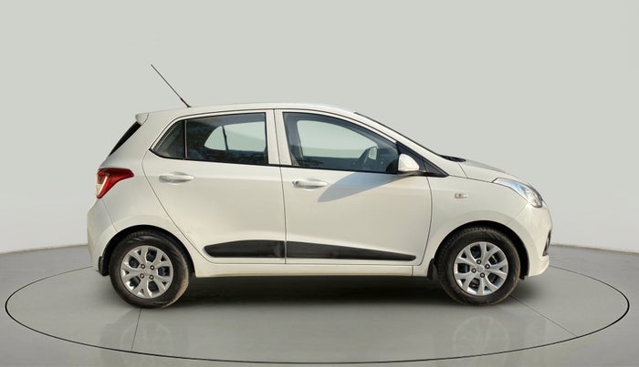 2015 Hyundai Grand i10 MAGNA 1.2 KAPPA VTVT, Petrol, Manual, 39,630 km, Right Side View