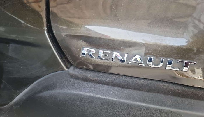 2021 Renault Kwid RXT 1.0 (O), Petrol, Manual, 13,438 km, Dicky (Boot door) - Minor scratches