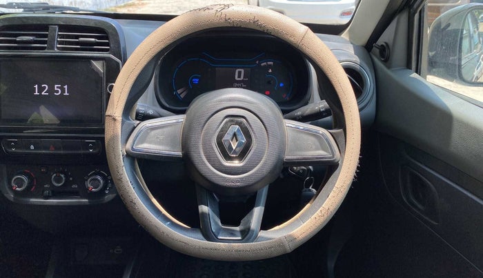 2021 Renault Kwid RXT 1.0 (O), Petrol, Manual, 13,438 km, Steering Wheel Close Up