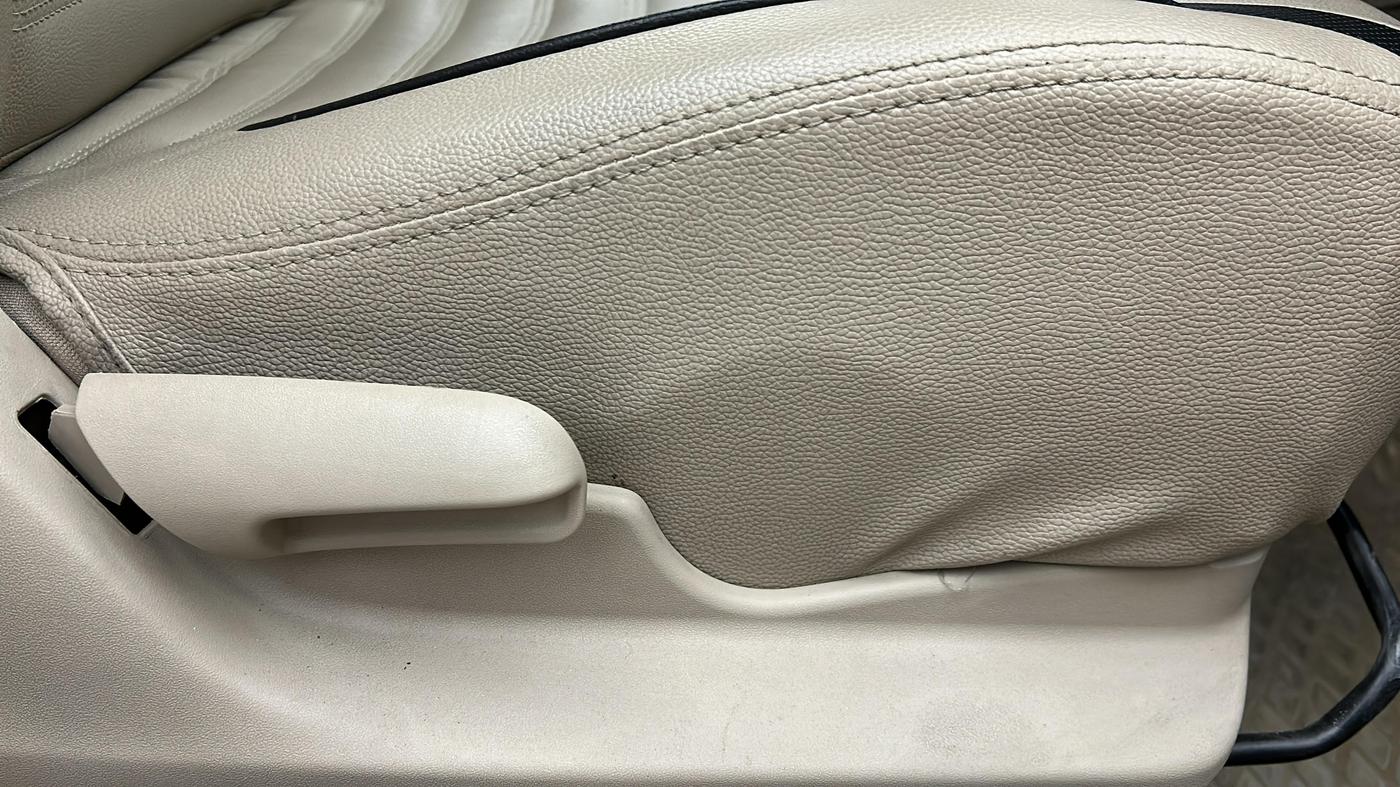 2015 Maruti Ciaz VXI, Petrol, Manual, 56,232 km, Driver Side Adjustment Panel
