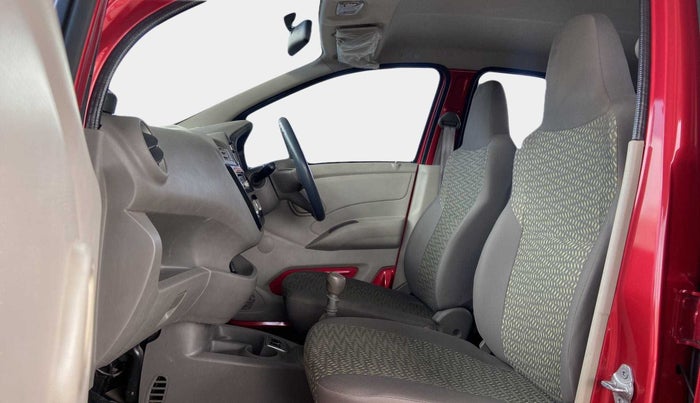 2016 Datsun Redi Go T (O), Petrol, Manual, 46,994 km, Right Side Front Door Cabin