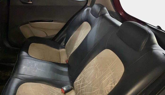 2015 Hyundai Grand i10 MAGNA 1.2 KAPPA VTVT, CNG, Manual, 81,561 km, Right Side Rear Door Cabin