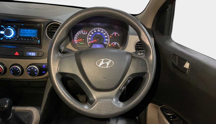 2015 Hyundai Grand i10 MAGNA 1.2 KAPPA VTVT, CNG, Manual, 81,561 km, Steering Wheel Close Up