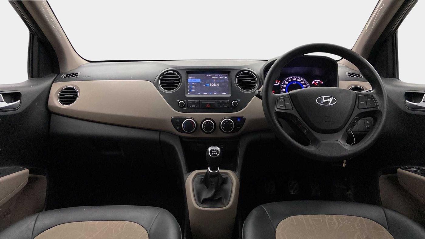2020 Hyundai Grand i10 SPORTZ 1.2 KAPPA VTVT, Petrol, Manual, 22,924 km, Dashboard