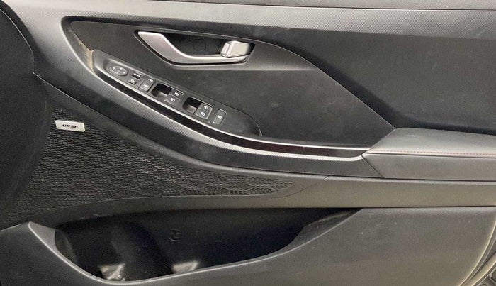 2022 Hyundai Creta SX (O) AT KINGHT 1.5 DIESEL, Diesel, Automatic, 35,513 km, Driver Side Door Panels Control