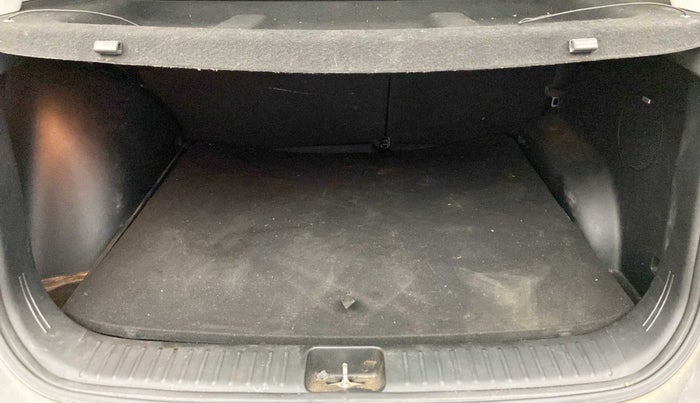 2022 Hyundai Creta SX (O) AT KINGHT 1.5 DIESEL, Diesel, Automatic, 35,513 km, Boot Inside