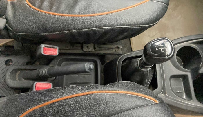 2019 Datsun Redi Go A, Petrol, Manual, 22,317 km, Gear Lever