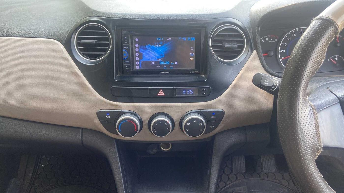 2014 Hyundai Grand i10 MAGNA 1.2 KAPPA VTVT, Petrol, Manual, 45,524 km, Air Conditioner