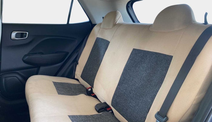 2020 Hyundai VENUE S 1.2, Petrol, Manual, 37,598 km, Driver Side Door Panels Control