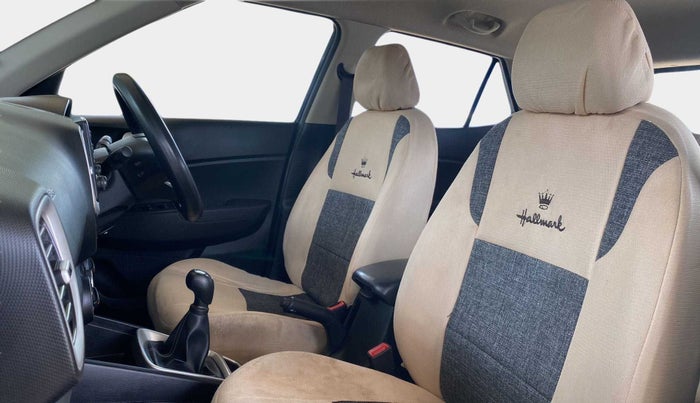2020 Hyundai VENUE S 1.2, Petrol, Manual, 37,598 km, Right Side Rear Door Cabin