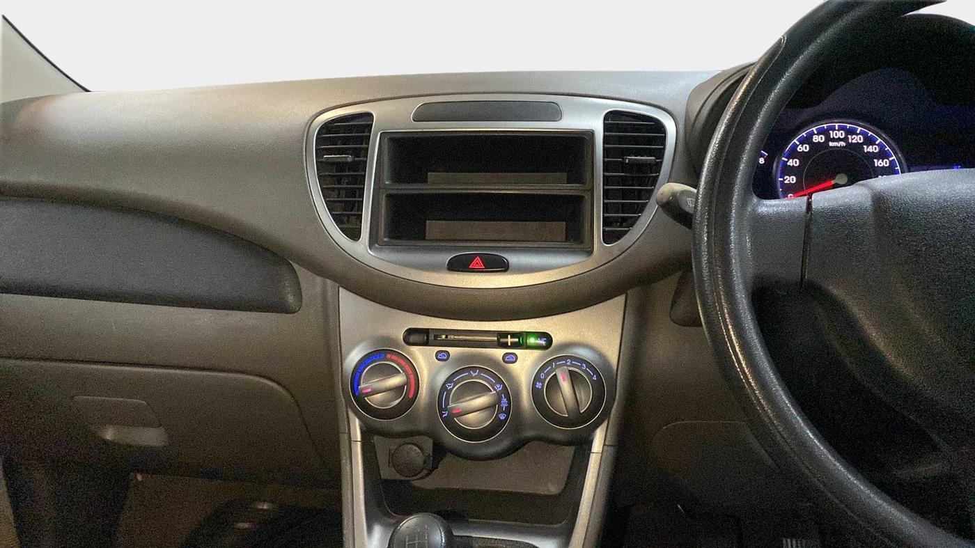 2012 Hyundai i10 MAGNA 1.2, Petrol, Manual, 41,198 km, Air Conditioner
