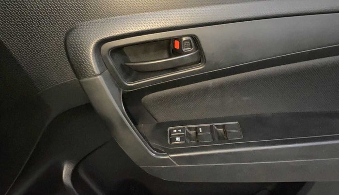 2021 Maruti Vitara Brezza VXI, Petrol, Manual, 11,156 km, Driver Side Door Panels Control