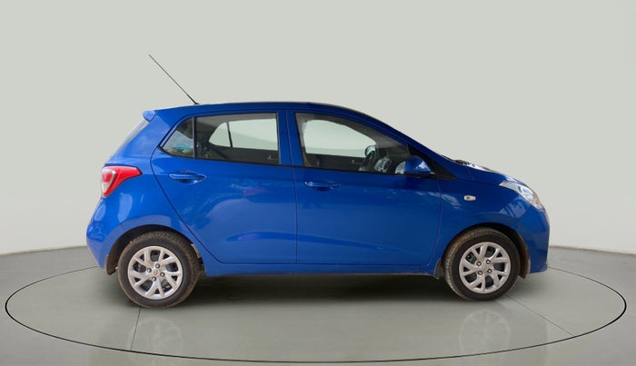 2017 Hyundai Grand i10 SPORTZ 1.2 KAPPA VTVT, Petrol, Manual, 40,393 km, Right Side View