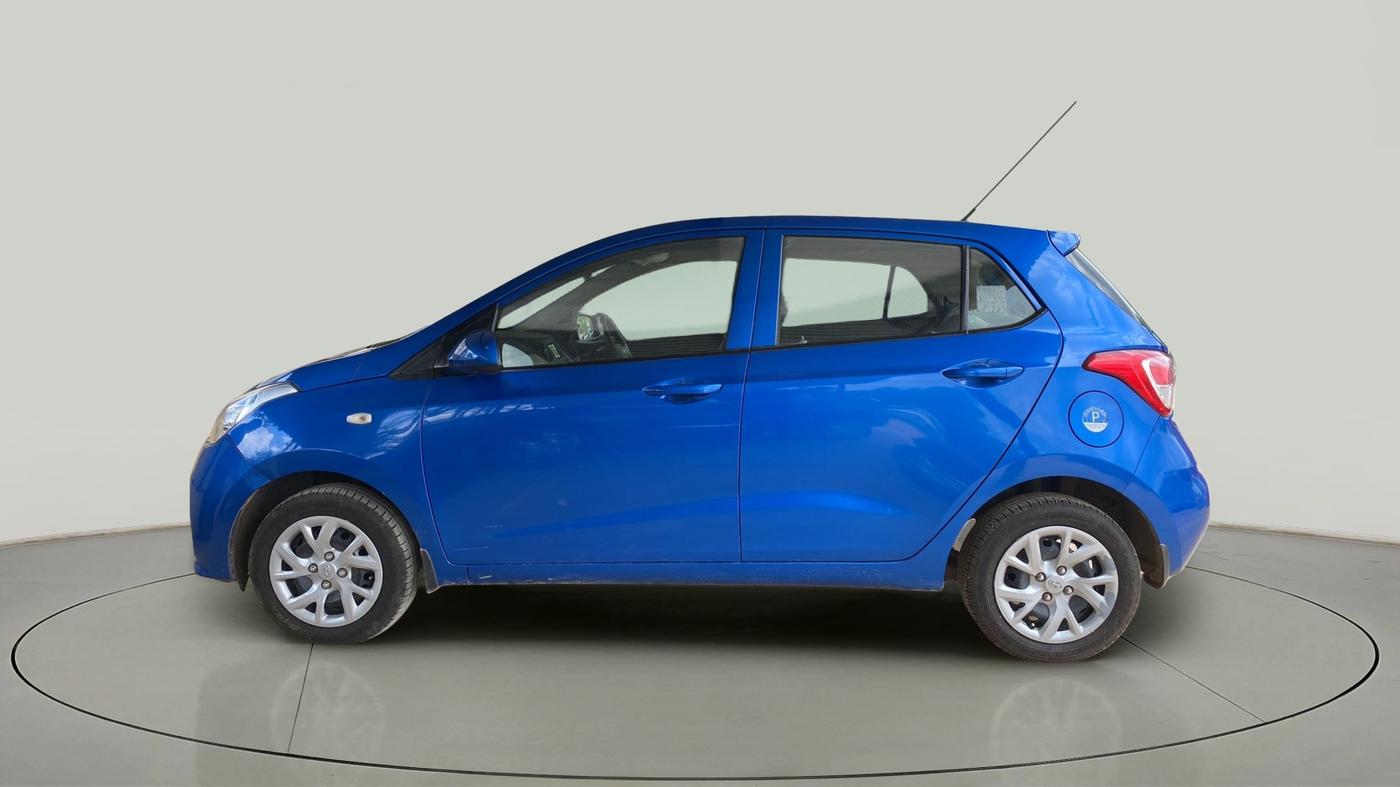 2017 Hyundai Grand i10 SPORTZ 1.2 KAPPA VTVT, CNG, Manual, 40,393 km, Left Side