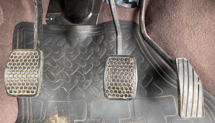 2012 Maruti Zen Estilo VXI, Petrol, Manual, 8,260 km, Pedals