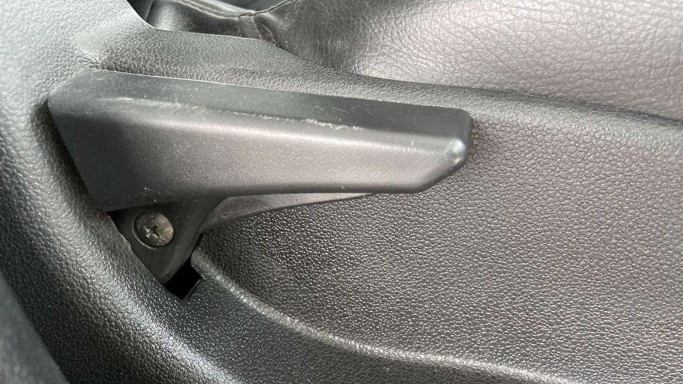 2017 Tata Tiago XT PETROL, Petrol, Manual, 21,449 km, Driver Side Adjustment Panel