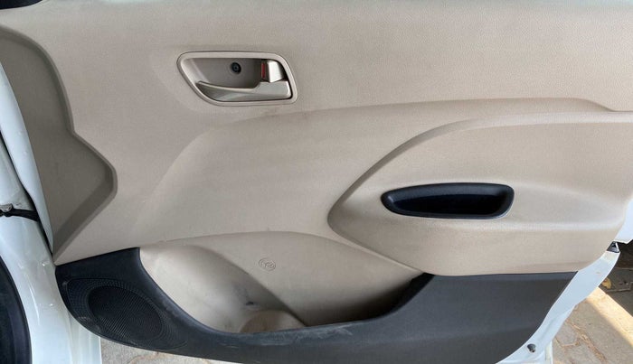 2019 Hyundai NEW SANTRO SPORTZ MT, CNG, Manual, 67,006 km, Driver Side Door Panels Control