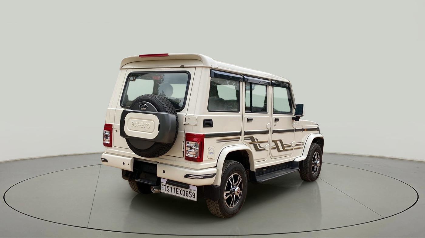 2022 Mahindra Bolero B6 (O), Diesel, Manual, 16,828 km, Right Back Diagonal