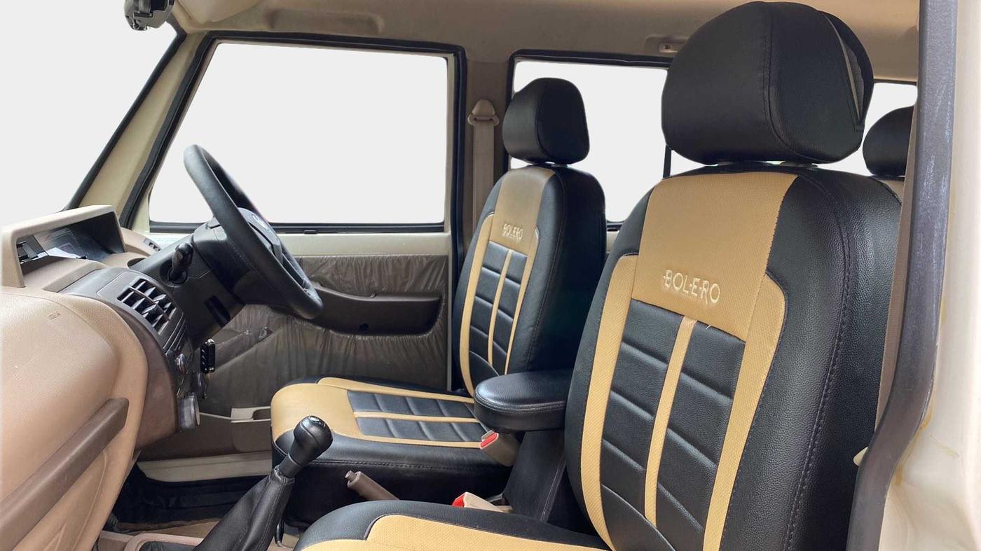 2022 Mahindra Bolero B6 (O), Diesel, Manual, 16,828 km, Right Side Front Door Cabin