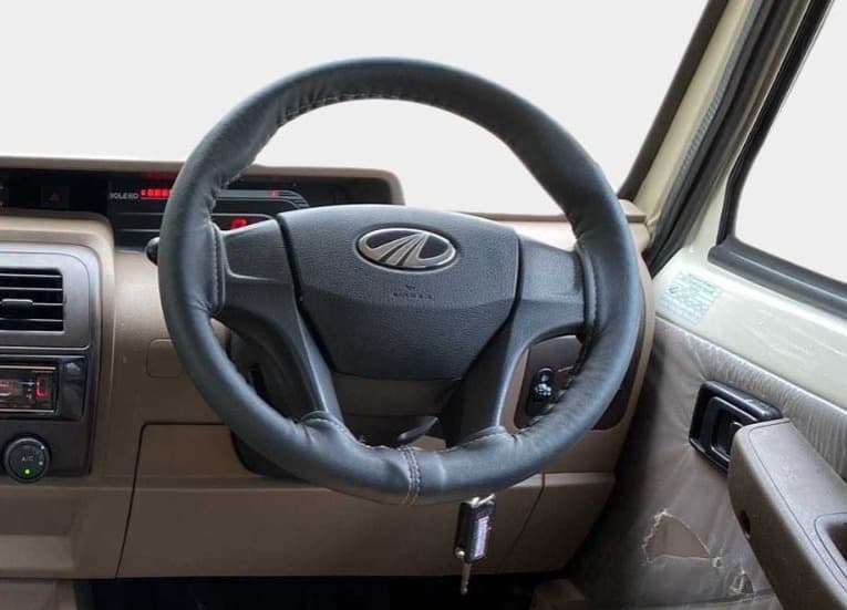 2022 Mahindra Bolero B6 (O), Diesel, Manual, 16,828 km, Steering Wheel Close Up