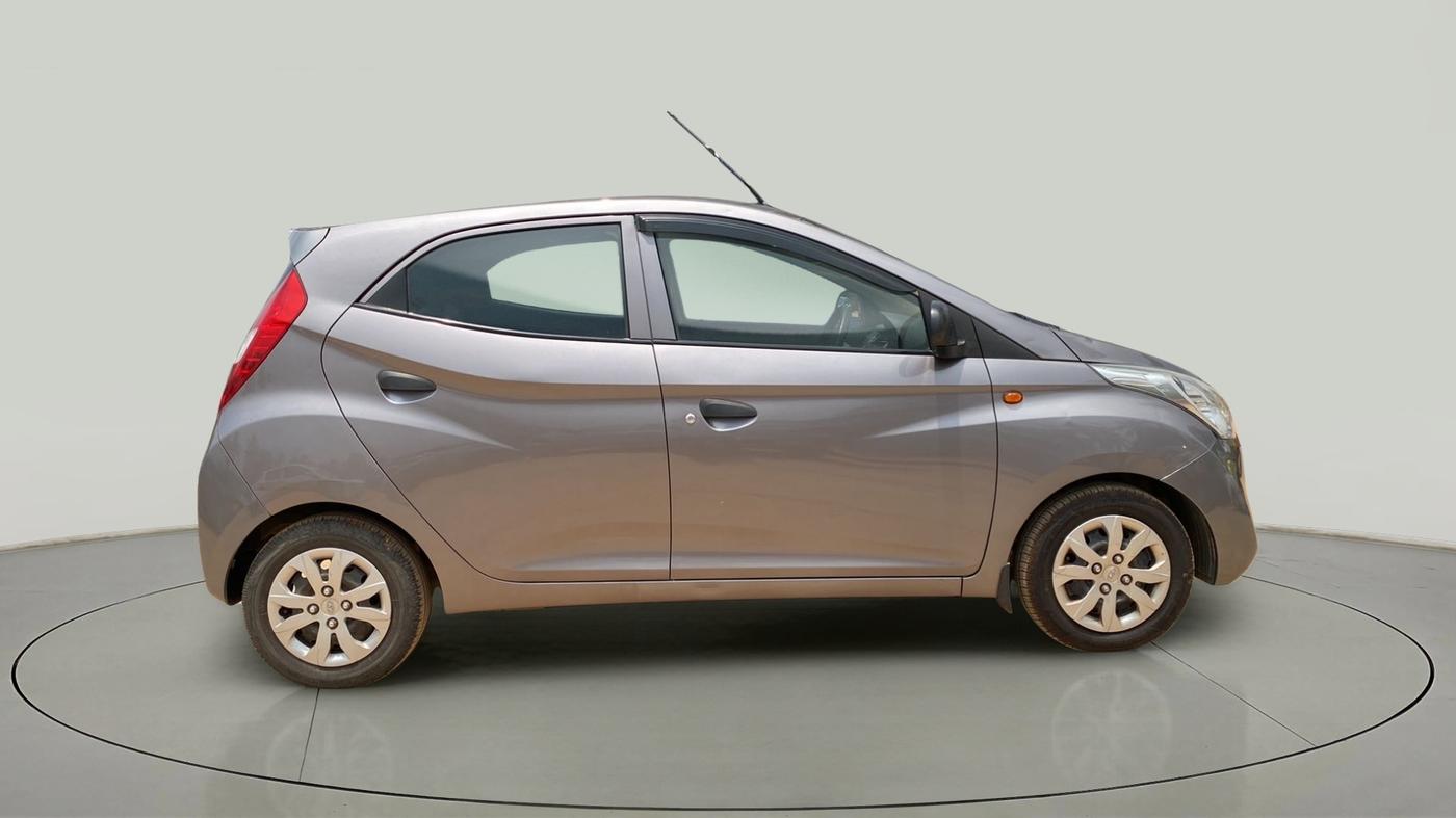 2014 Hyundai Eon MAGNA +, Petrol, Manual, 59,335 km, Right Side View