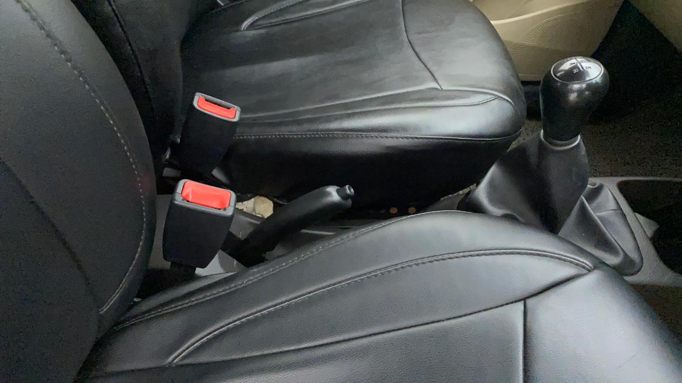 2014 Hyundai Eon MAGNA +, Petrol, Manual, 42,237 km, Gear Lever