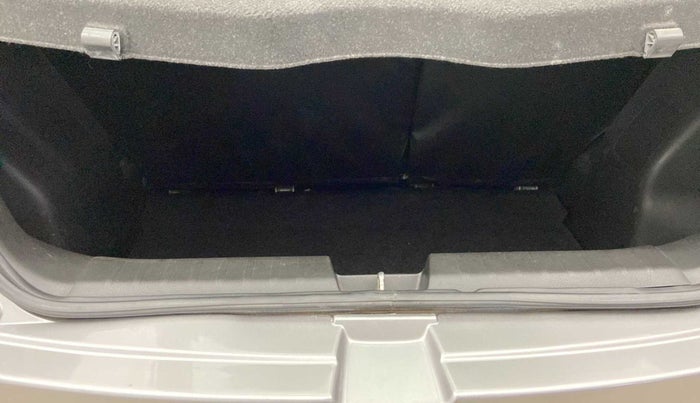 2017 Maruti Baleno DELTA PETROL 1.2, Petrol, Manual, 47,472 km, Boot Inside
