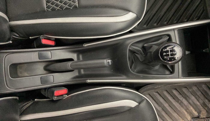 2017 Maruti Baleno DELTA PETROL 1.2, Petrol, Manual, 47,472 km, Gear Lever