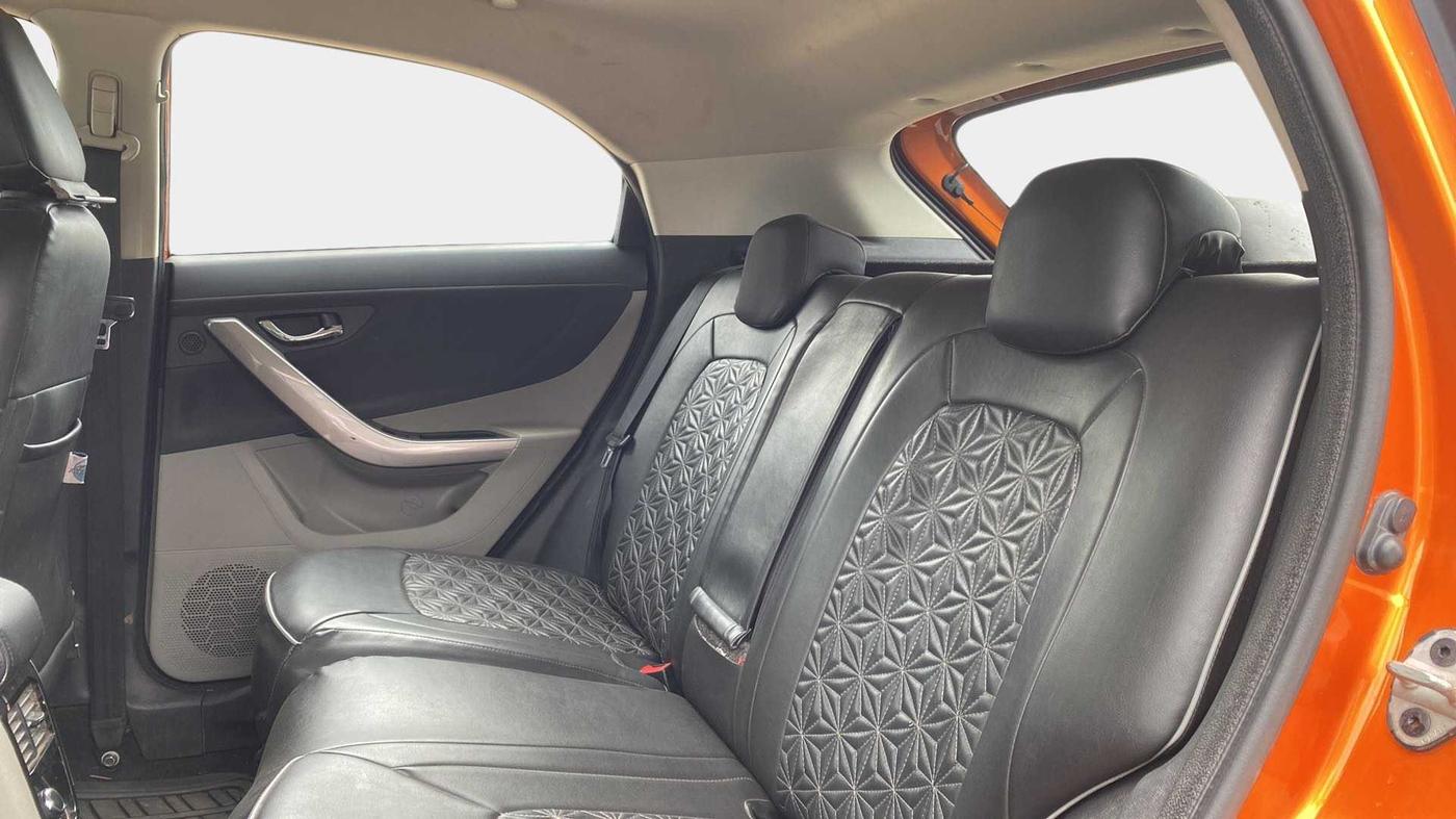 2019 Tata NEXON XZA PLUS PETROL DUAL TONE, Petrol, Automatic, 59,737 km, Right Side Rear Door Cabin