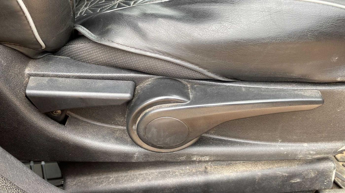 2019 Tata NEXON XZA PLUS PETROL DUAL TONE, Petrol, Automatic, 59,737 km, Driver Side Adjustment Panel