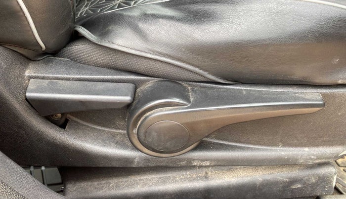 2019 Tata NEXON XZA PLUS PETROL DUAL TONE, Petrol, Automatic, 59,737 km, Driver Side Adjustment Panel
