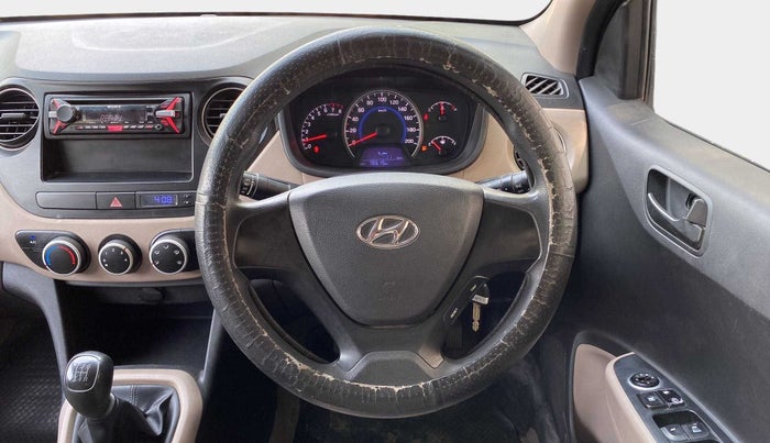 2016 Hyundai Grand i10 MAGNA 1.2 KAPPA VTVT, CNG, Manual, 78,661 km, Steering Wheel Close Up