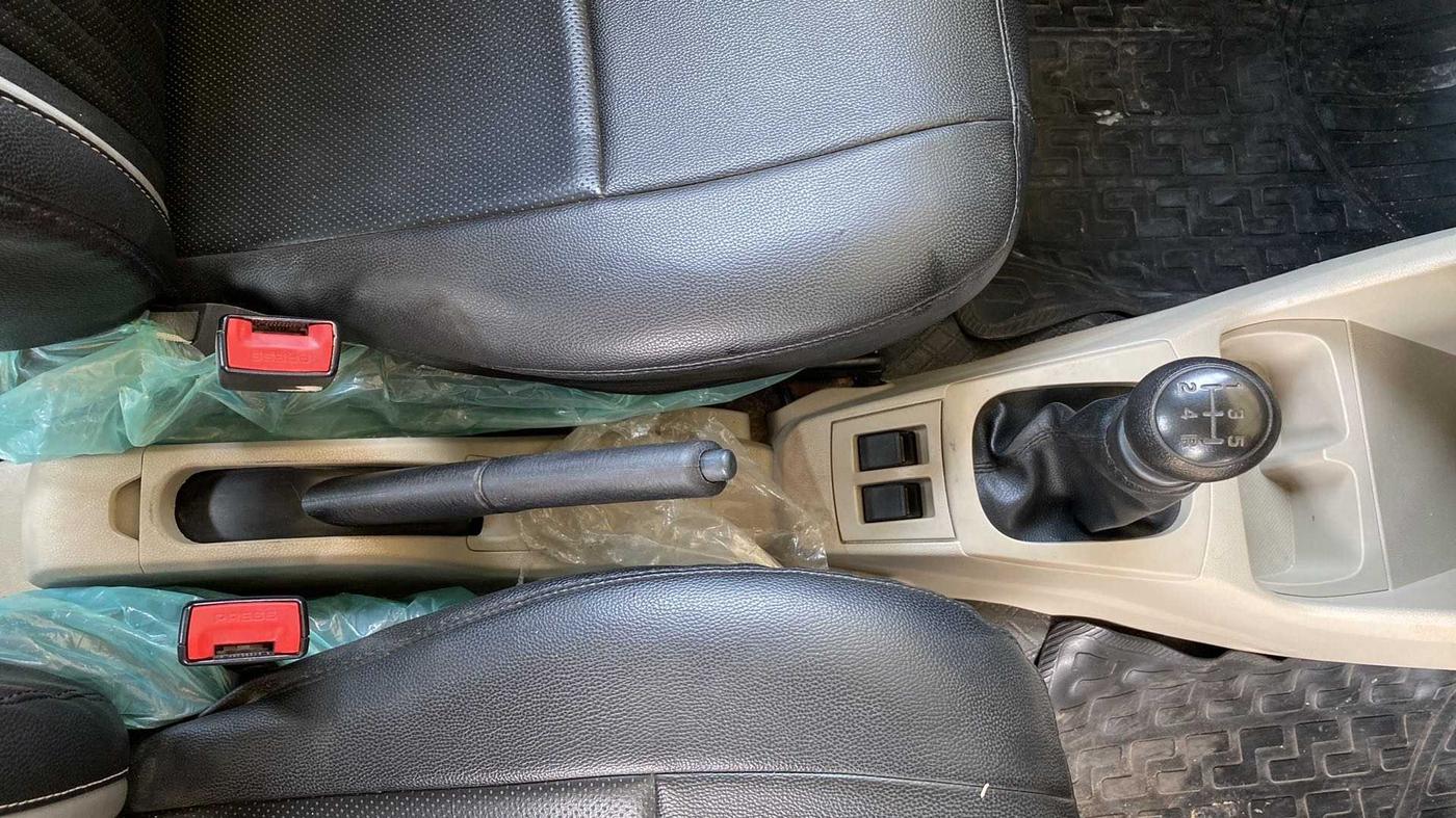 2020 Maruti Alto VXI, Petrol, Manual, 17,009 km, Gear Lever