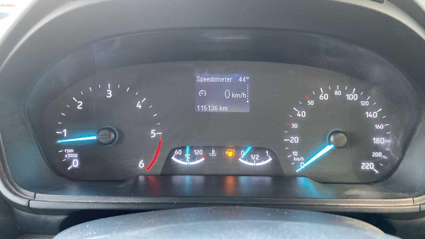 2018 Ford Ecosport TITANIUM 1.5L SIGNATURE EDITION (SUNROOF) DIESEL, Diesel, Manual, 1,15,367 km, Odometer Image