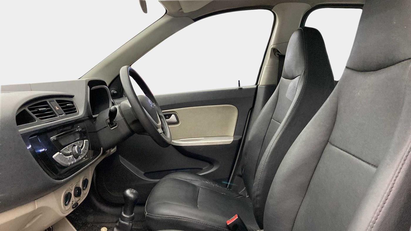 2018 Maruti Alto K10 VXI, Petrol, Manual, 59,161 km, Right Side Front Door Cabin