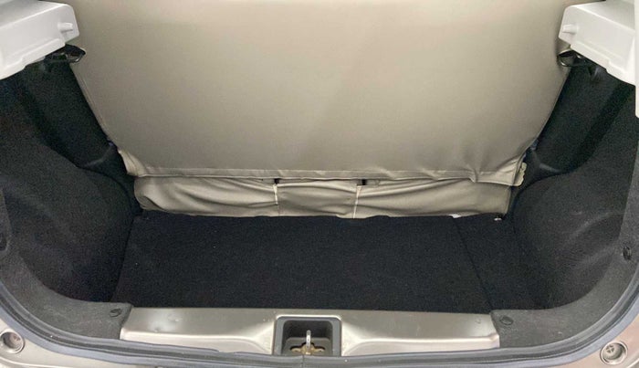 2019 Maruti New Wagon-R LXI 1.0, Petrol, Manual, 34,996 km, Boot Inside