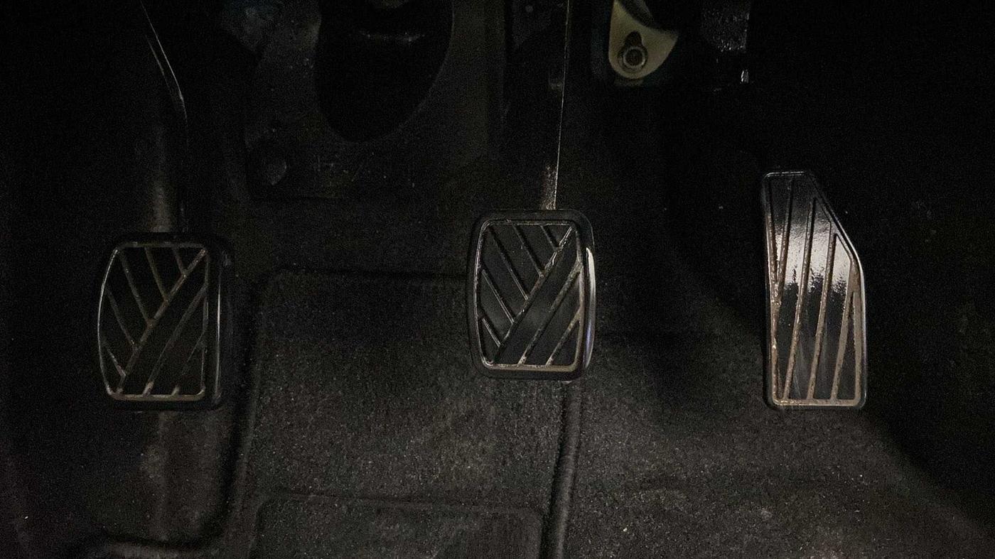 2019 Maruti New Wagon-R LXI 1.0, Petrol, Manual, 34,996 km, Pedals