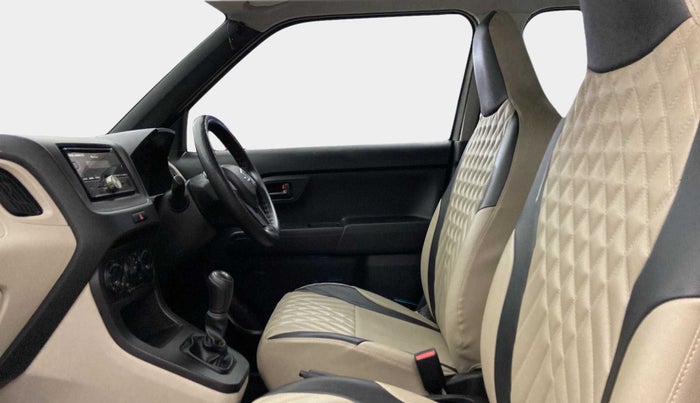 2019 Maruti New Wagon-R LXI 1.0, Petrol, Manual, 34,996 km, Right Side Front Door Cabin