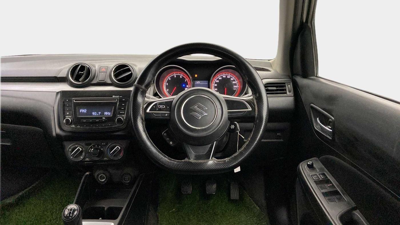 2019 Maruti Swift VXI, Petrol, Manual, 60,993 km, Steering Wheel Close Up