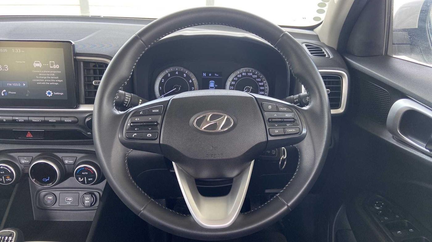 2021 Hyundai VENUE SX 1.0 TURBO IMT, Petrol, Manual, 30,768 km, Steering Wheel Close Up