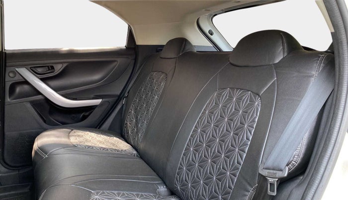 2023 Tata NEXON XM PLUS SUNROOF PETROL, Petrol, Manual, 18,122 km, Right Side Rear Door Cabin