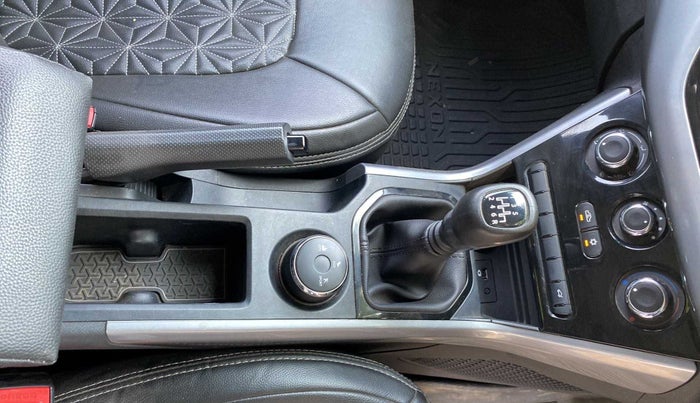 2023 Tata NEXON XM PLUS SUNROOF PETROL, Petrol, Manual, 18,122 km, Gear Lever