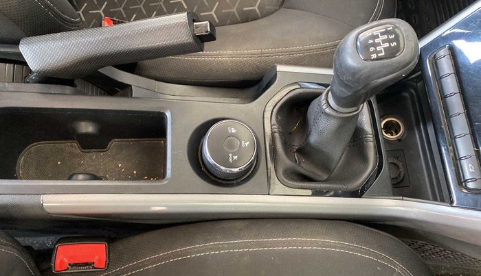 2020 Tata NEXON XM PETROL, Petrol, Manual, 45,935 km, Gear Lever
