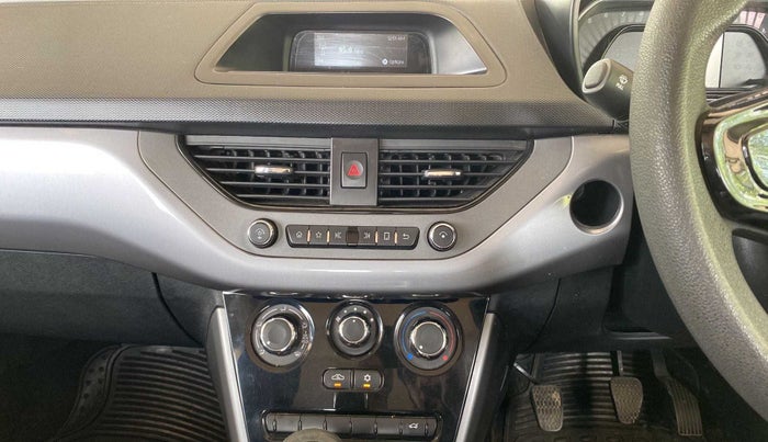 2020 Tata NEXON XM PETROL, Petrol, Manual, 45,935 km, Air Conditioner