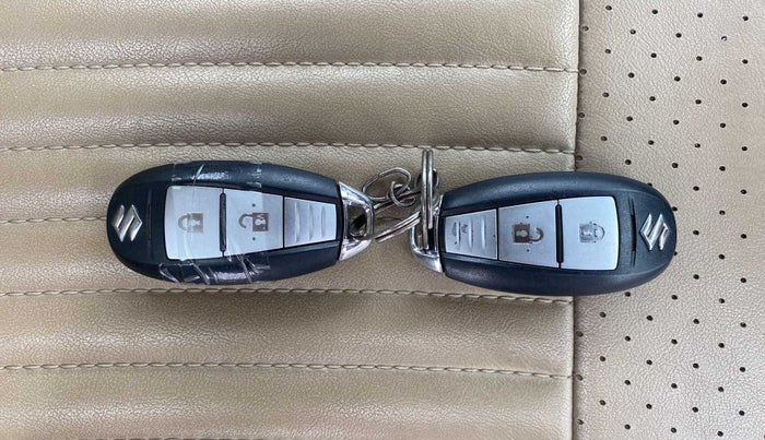 2016 Maruti Ertiga ZDI + SHVS, Diesel, Manual, 90,333 km, Key Close Up